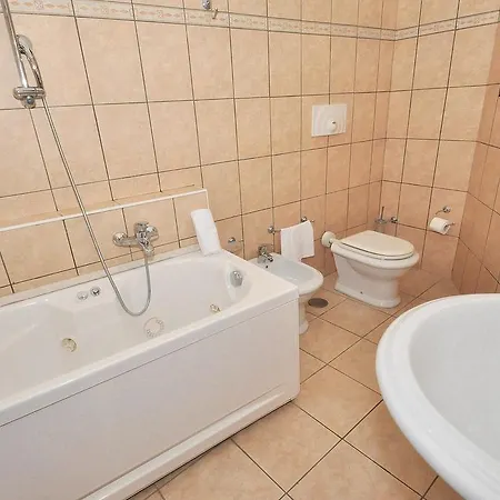 Bilo Oasi Apart-hotel Aranova