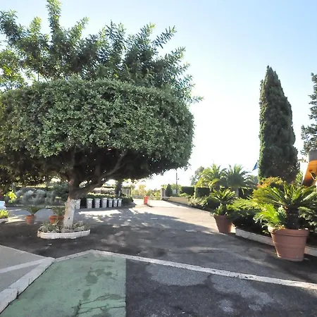 Apart-hotel Bilo Oasi *